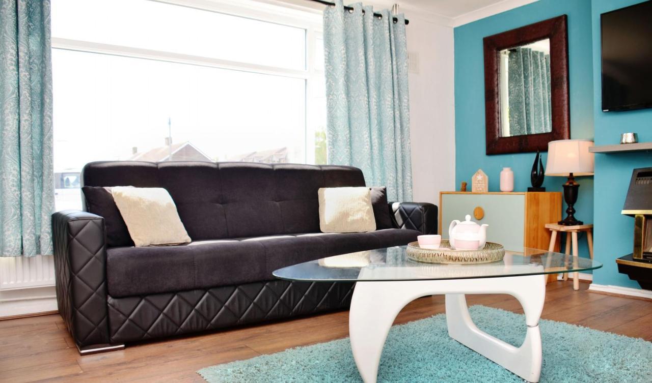 Sm Dreams Unlimited Serviced Accommodation- Stanwell-Staines-Heathrow Εξωτερικό φωτογραφία