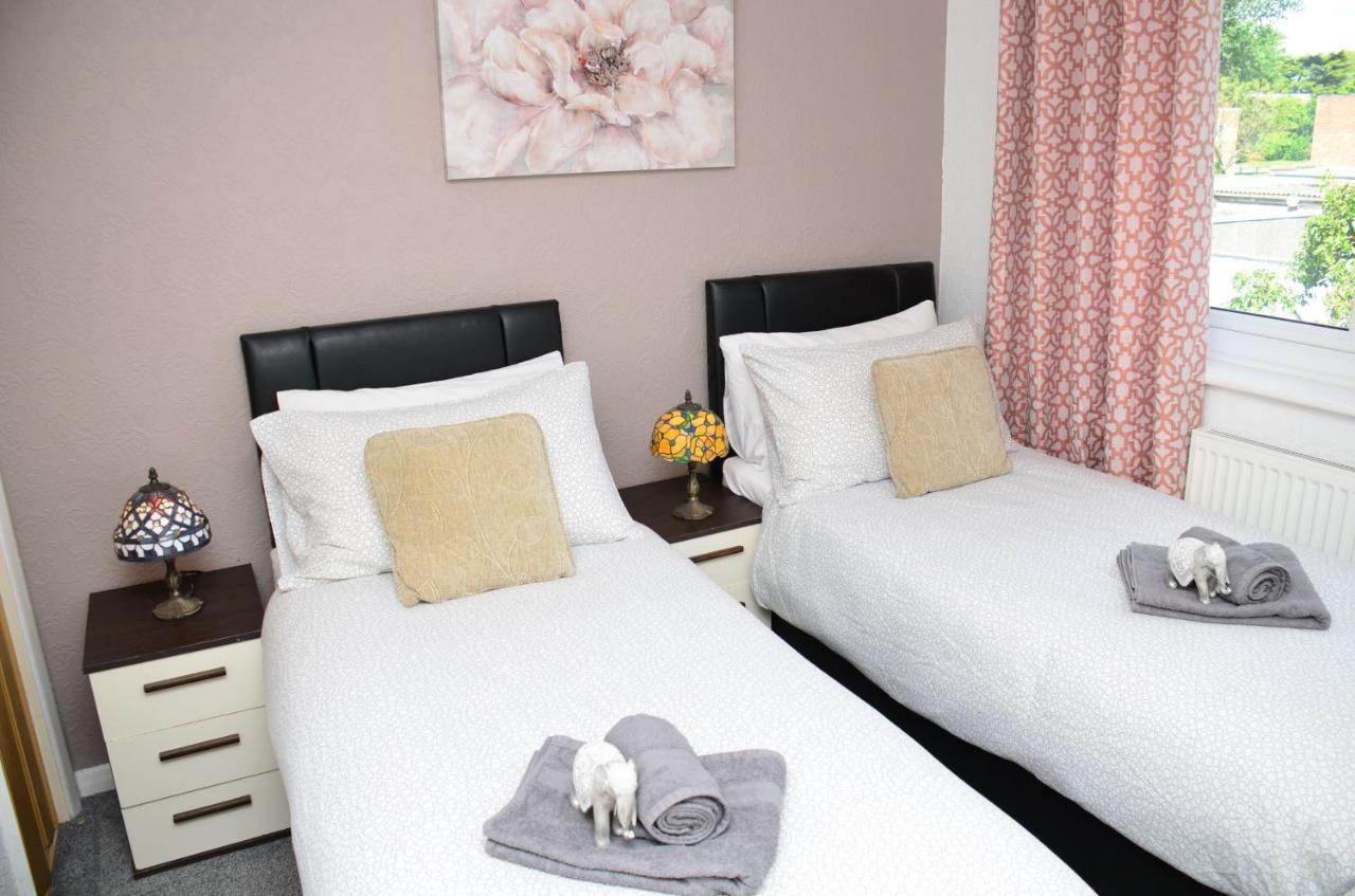 Sm Dreams Unlimited Serviced Accommodation- Stanwell-Staines-Heathrow Εξωτερικό φωτογραφία