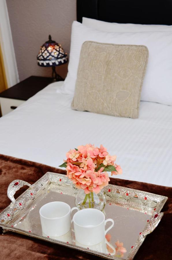 Sm Dreams Unlimited Serviced Accommodation- Stanwell-Staines-Heathrow Εξωτερικό φωτογραφία