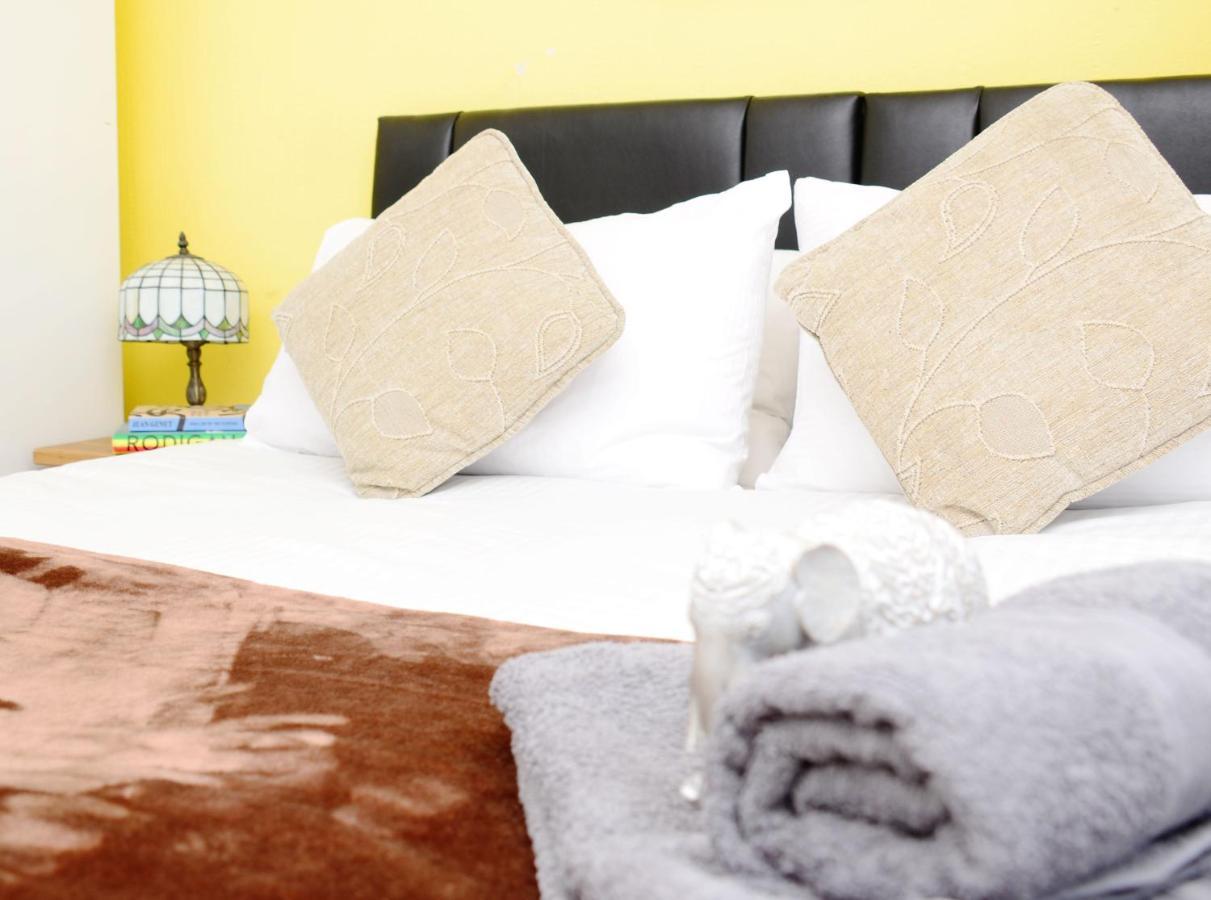 Sm Dreams Unlimited Serviced Accommodation- Stanwell-Staines-Heathrow Εξωτερικό φωτογραφία