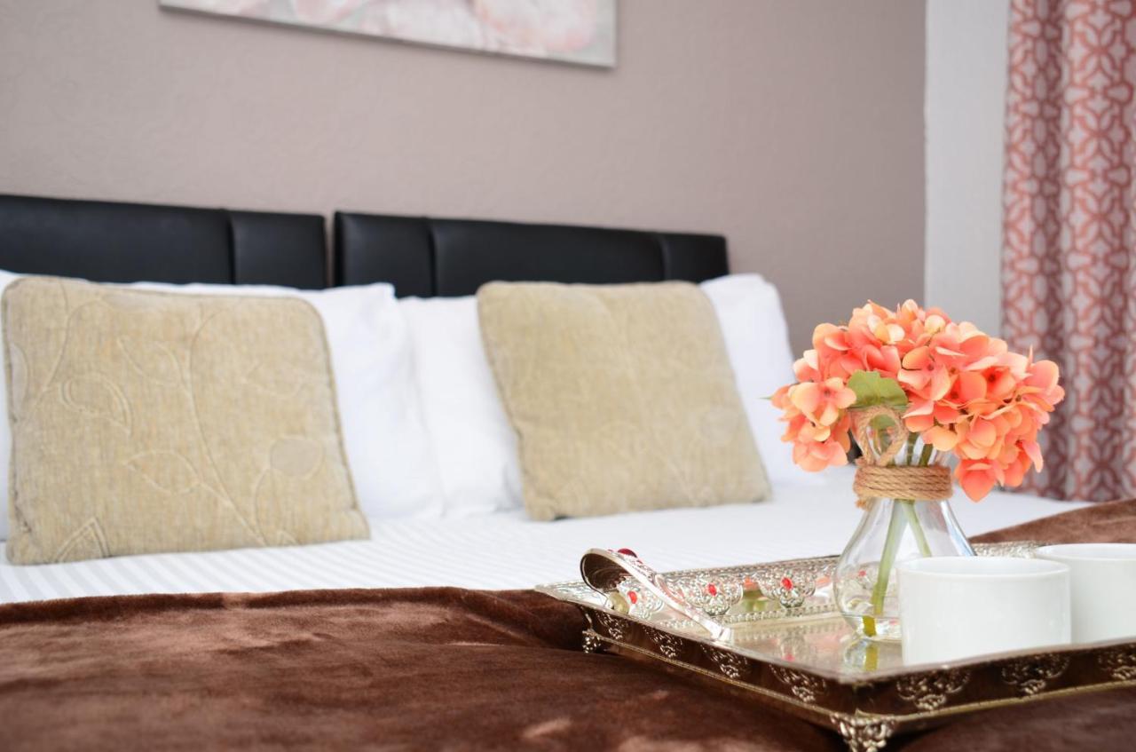 Sm Dreams Unlimited Serviced Accommodation- Stanwell-Staines-Heathrow Εξωτερικό φωτογραφία