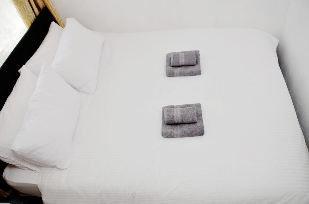 Sm Dreams Unlimited Serviced Accommodation- Stanwell-Staines-Heathrow Εξωτερικό φωτογραφία